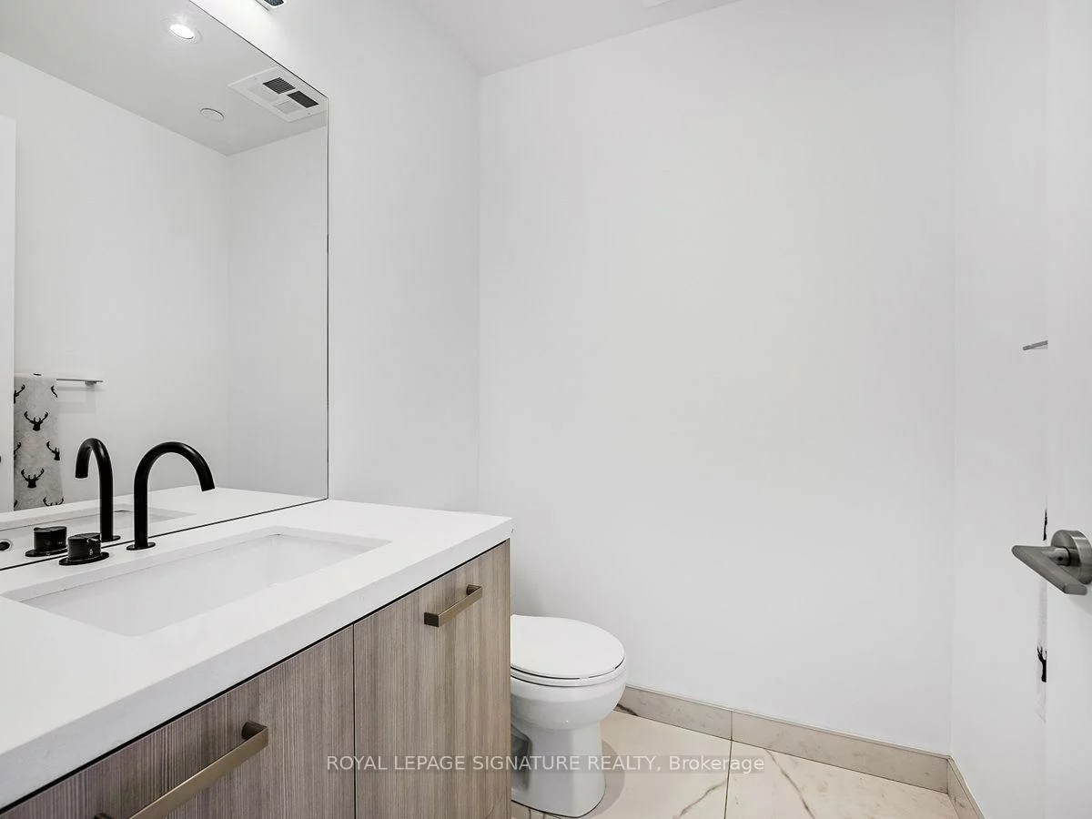 608, Richmond, Waterfront Communities C1, Toronto