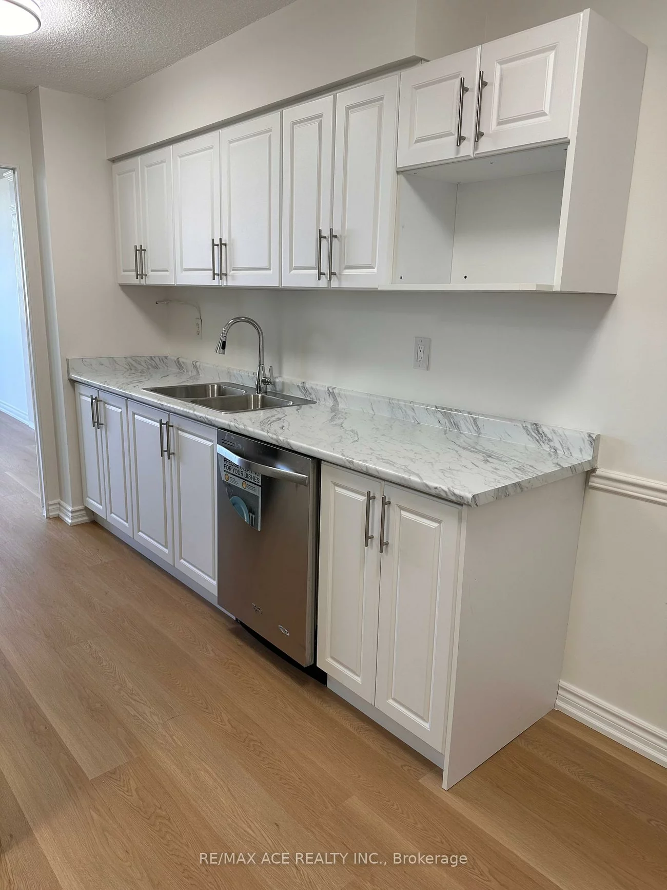 25, Sunrise, Victoria Village, Toronto