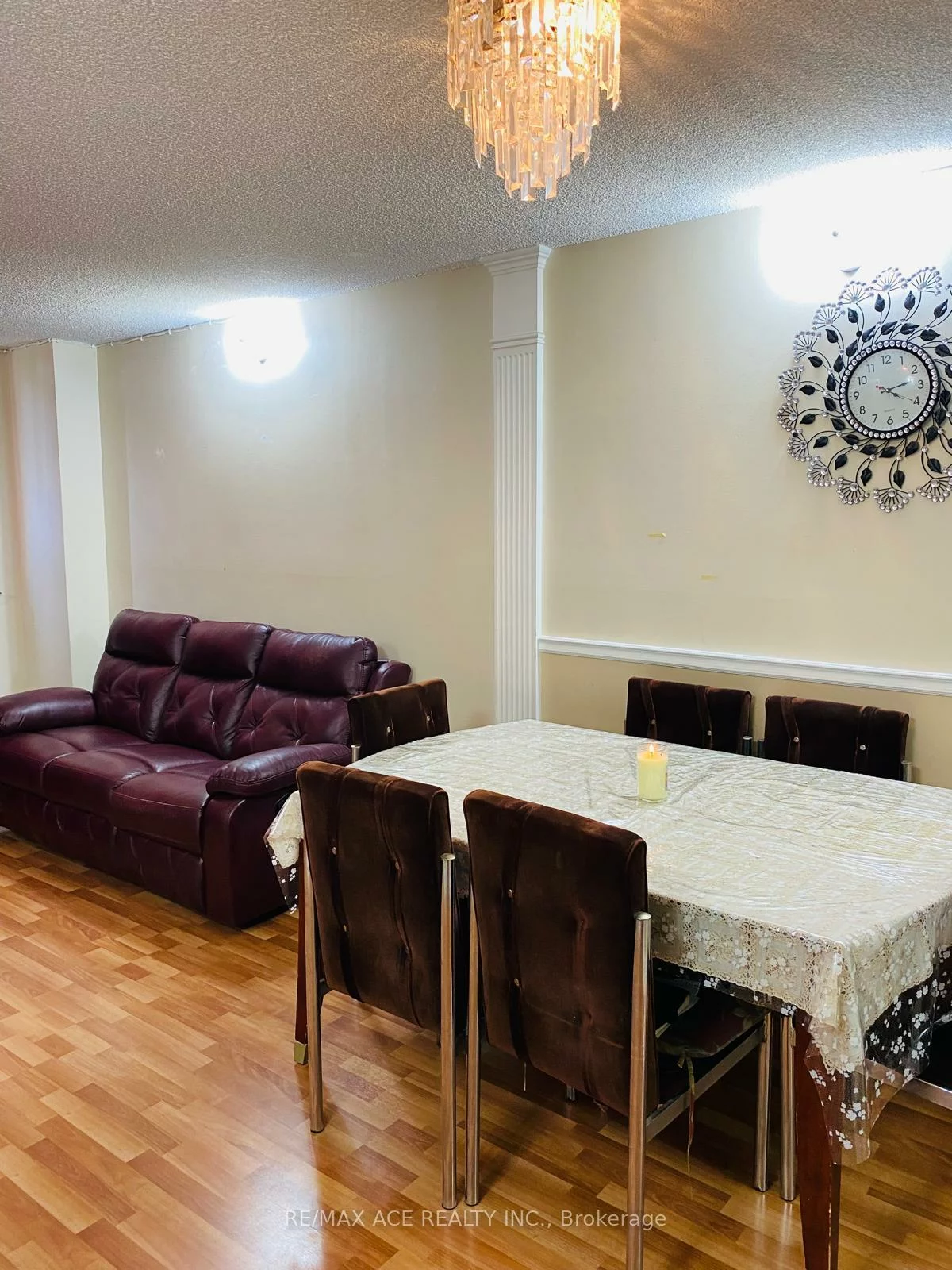 25, Sunrise, Victoria Village, Toronto