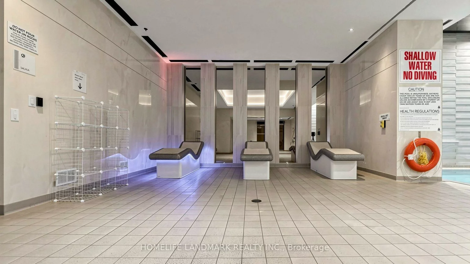 17, Bathurst, Waterfront Communities C1, Toronto