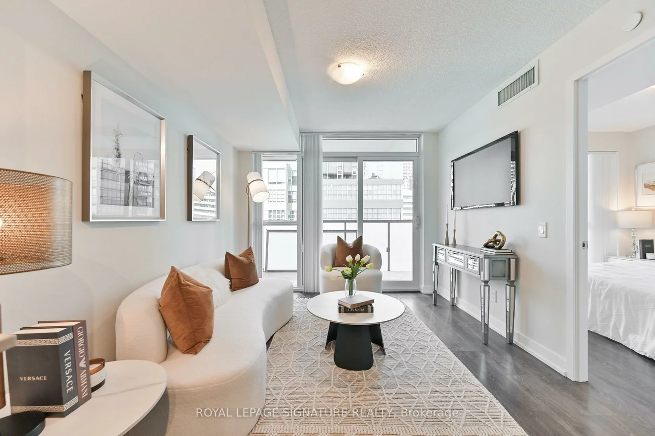 125, Redpath, Mount Pleasant West, Toronto