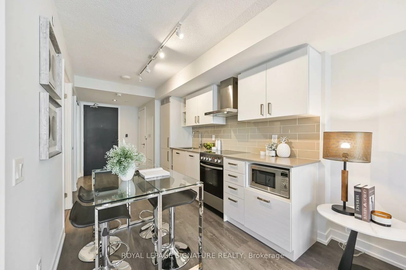 125, Redpath, Mount Pleasant West, Toronto