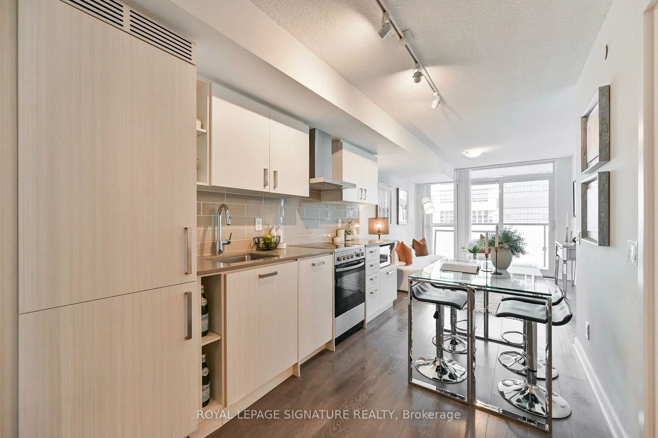 125, Redpath, Mount Pleasant West, Toronto