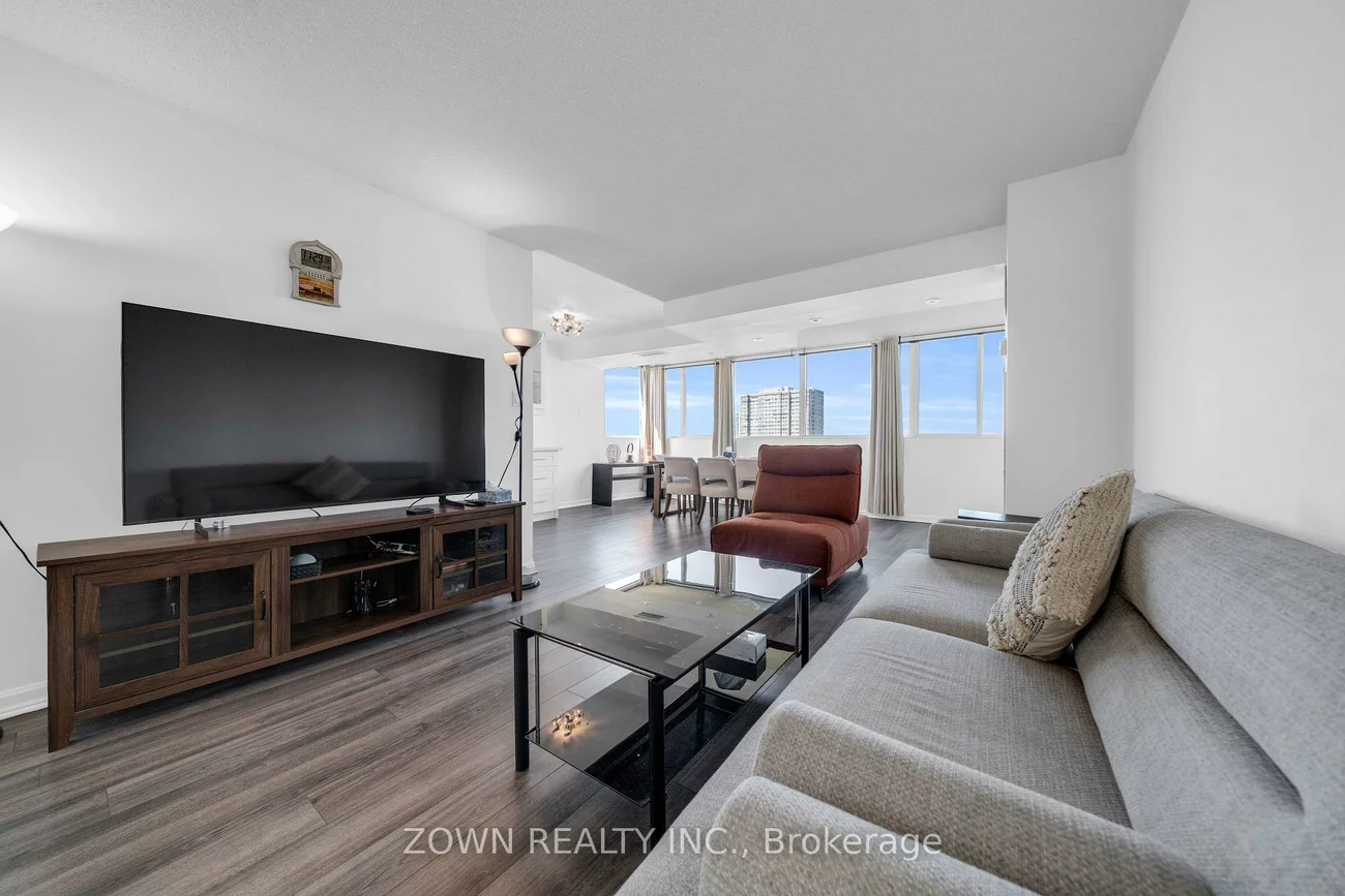 80, Antibes, Westminster-Branson, Toronto