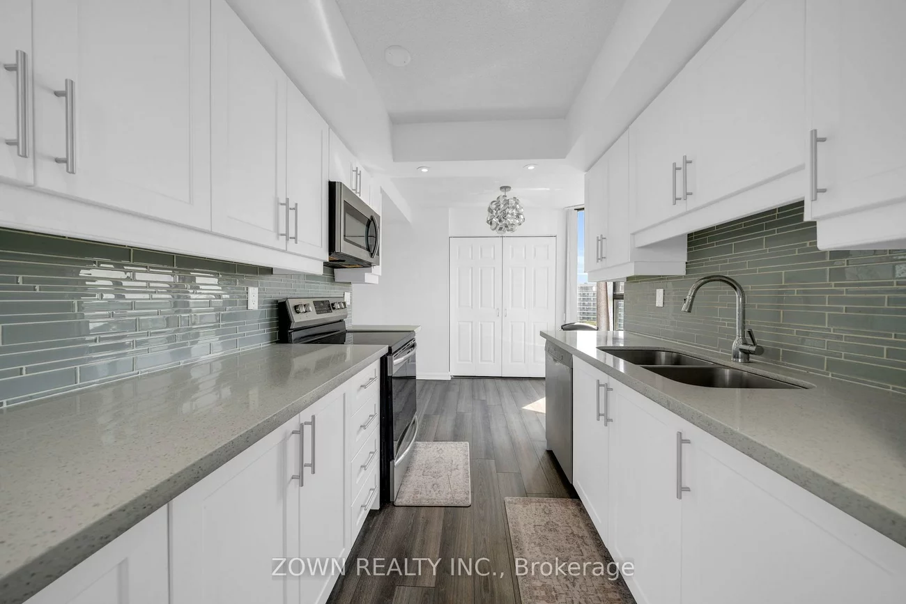 80, Antibes, Westminster-Branson, Toronto