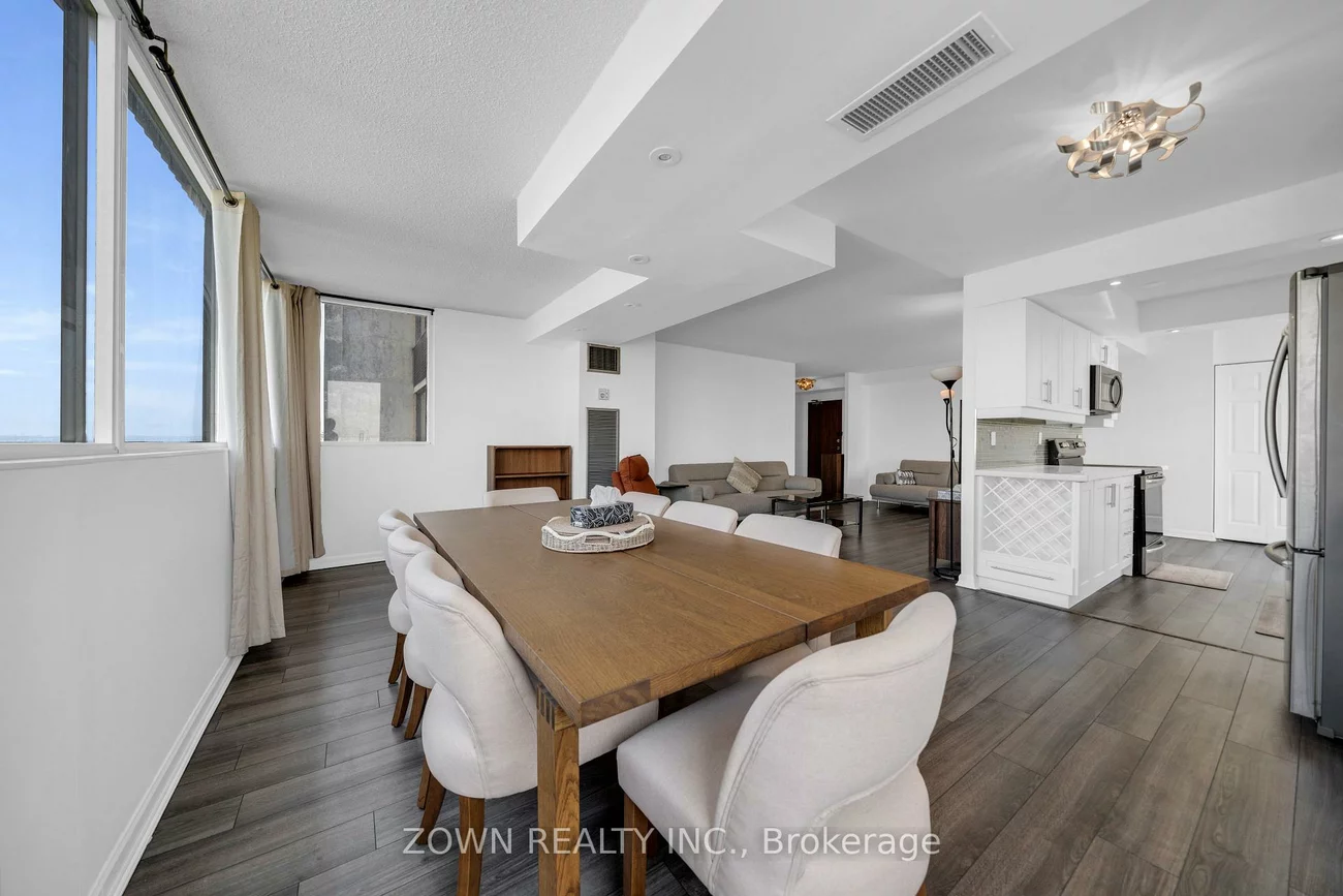 80, Antibes, Westminster-Branson, Toronto