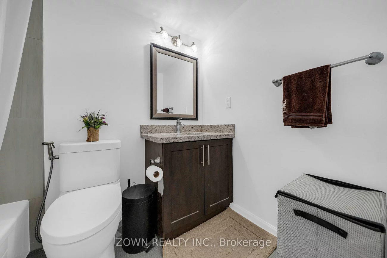 80, Antibes, Westminster-Branson, Toronto