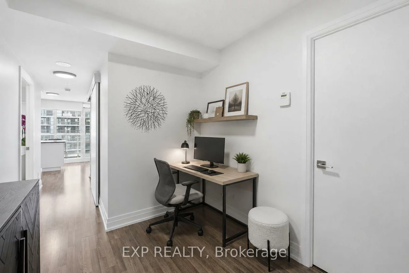 555, Wilson, Clanton Park, Toronto