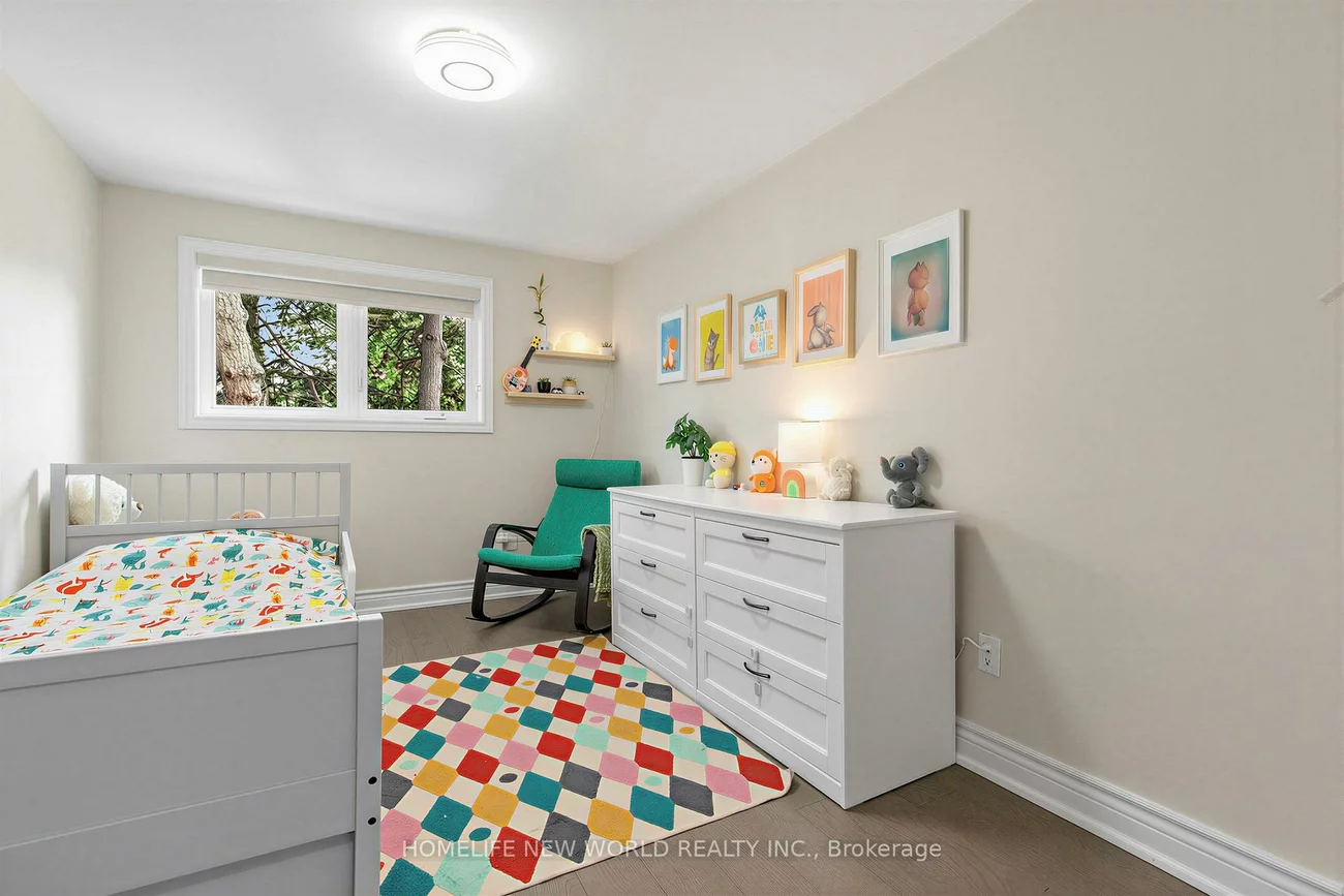 19, Liszt, Hillcrest Village, Toronto