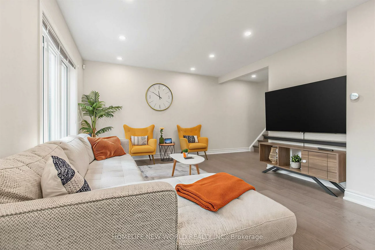 19, Liszt, Hillcrest Village, Toronto