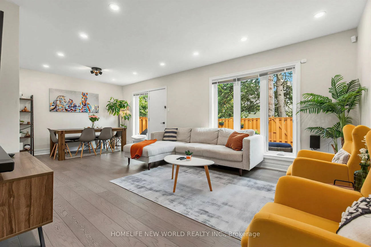 19, Liszt, Hillcrest Village, Toronto