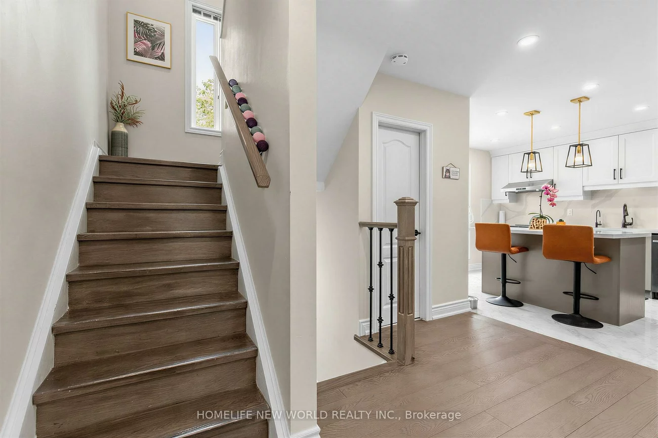 19, Liszt, Hillcrest Village, Toronto
