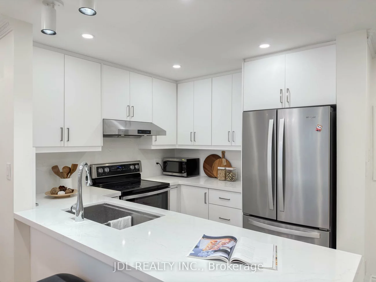 108, Finch, Newtonbrook West, Toronto