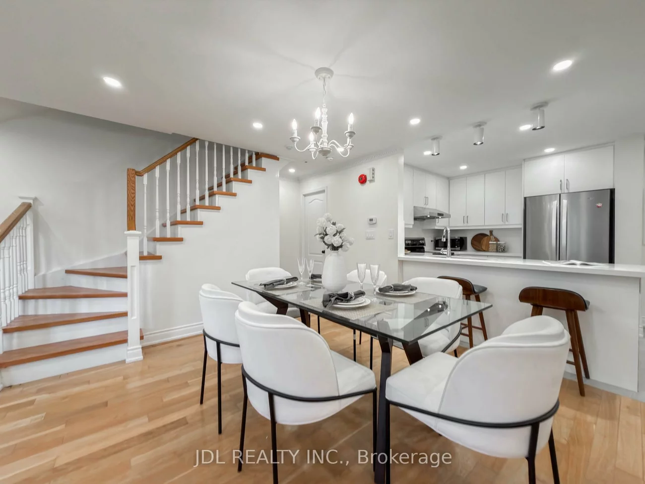 108, Finch, Newtonbrook West, Toronto