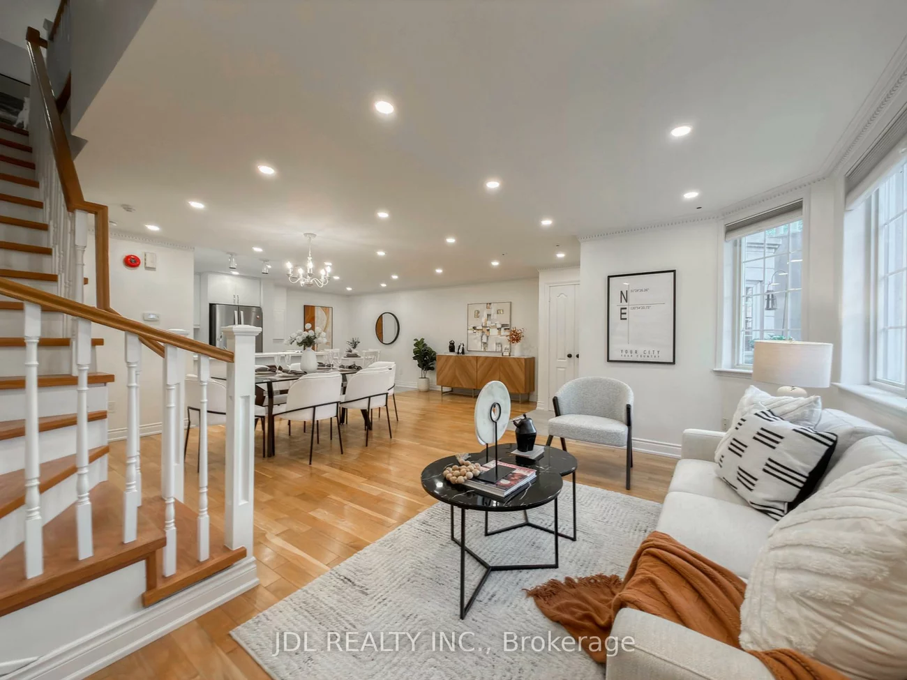 108, Finch, Newtonbrook West, Toronto