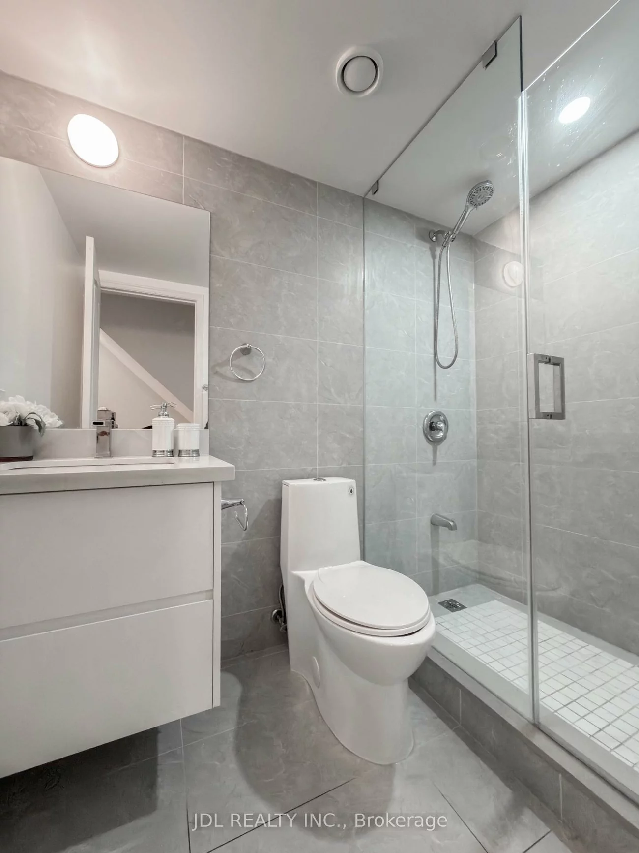 108, Finch, Newtonbrook West, Toronto