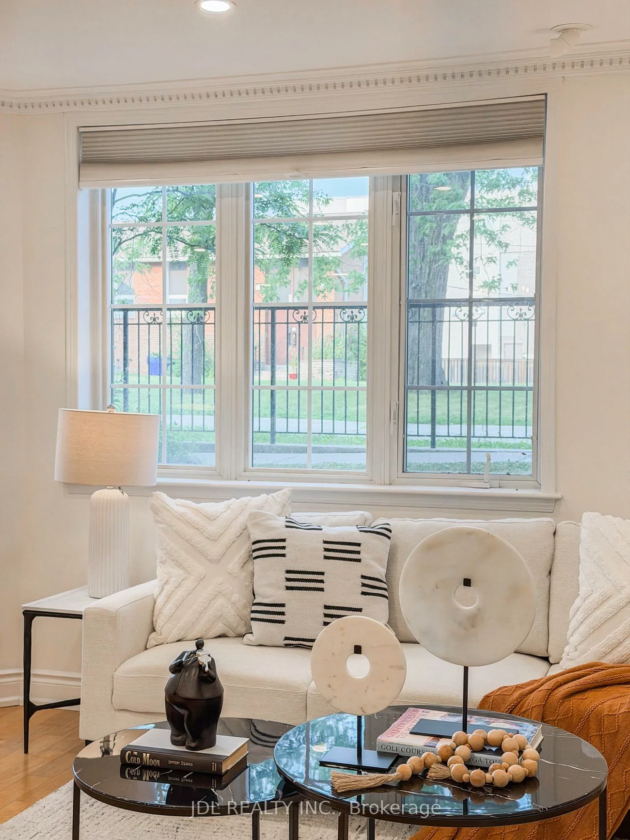 108, Finch, Newtonbrook West, Toronto