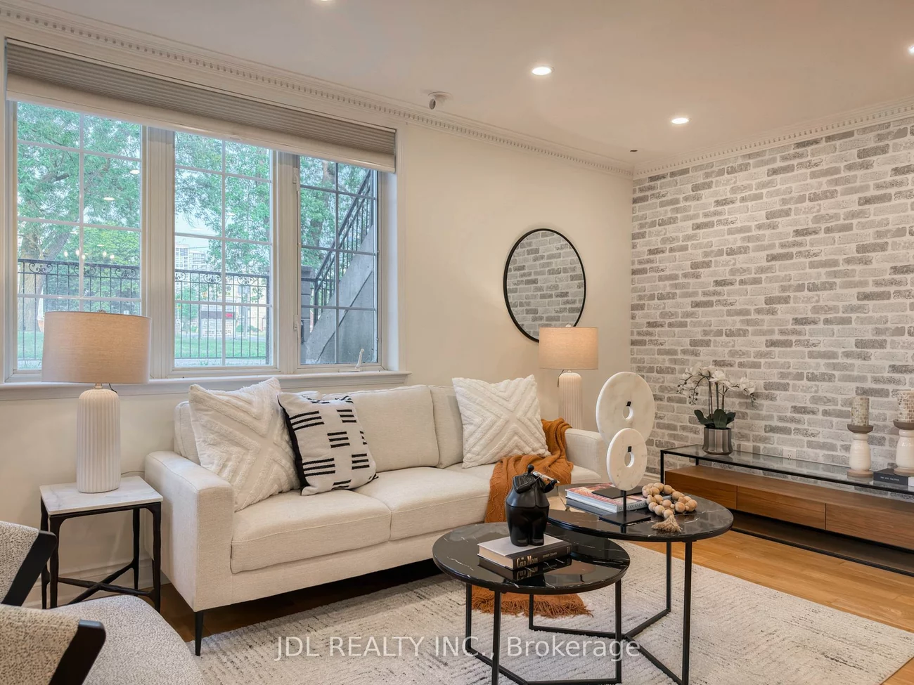 108, Finch, Newtonbrook West, Toronto