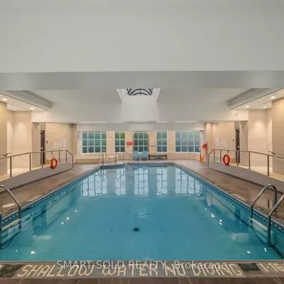 28, Hollywood, Willowdale East, Toronto