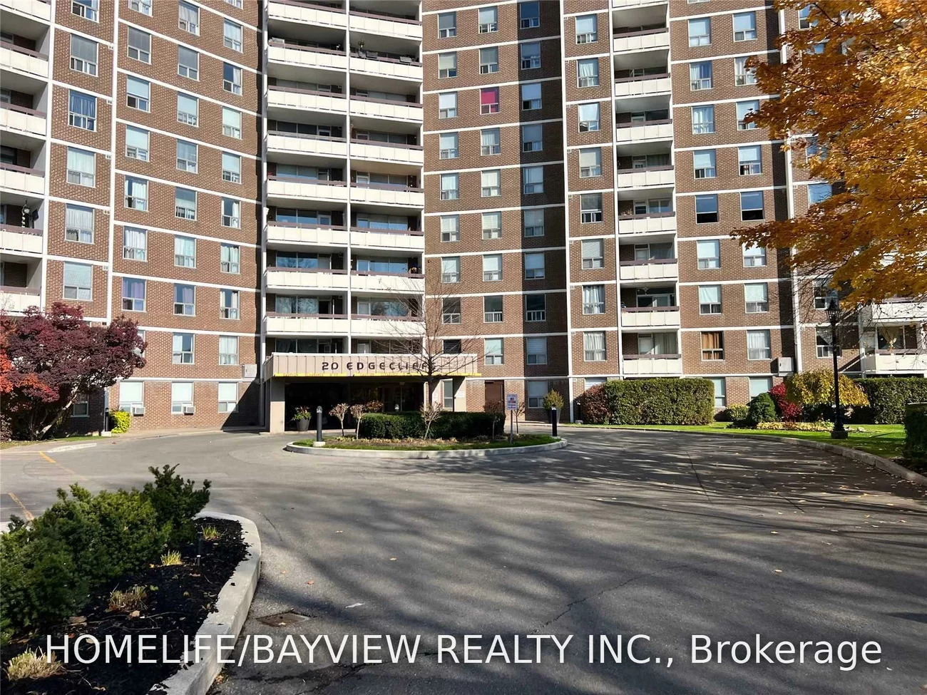 20, Edgecliff, Flemingdon Park, Toronto