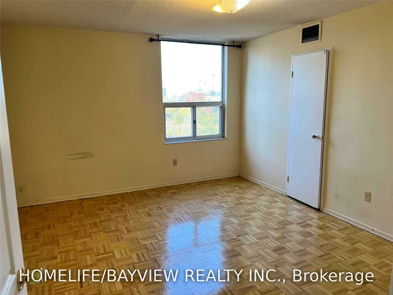 20, Edgecliff, Flemingdon Park, Toronto