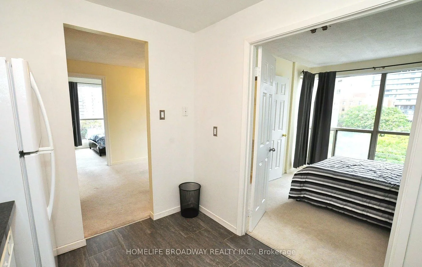 298, Jarvis, Church-Yonge Corridor, Toronto