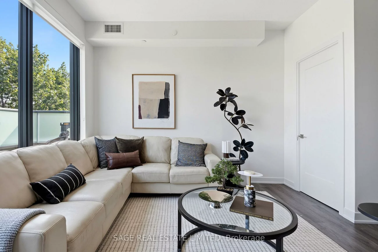 840, St Clair, Oakwood Village, Toronto