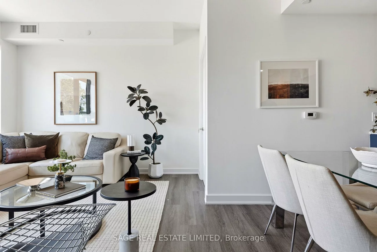 840, St Clair, Oakwood Village, Toronto
