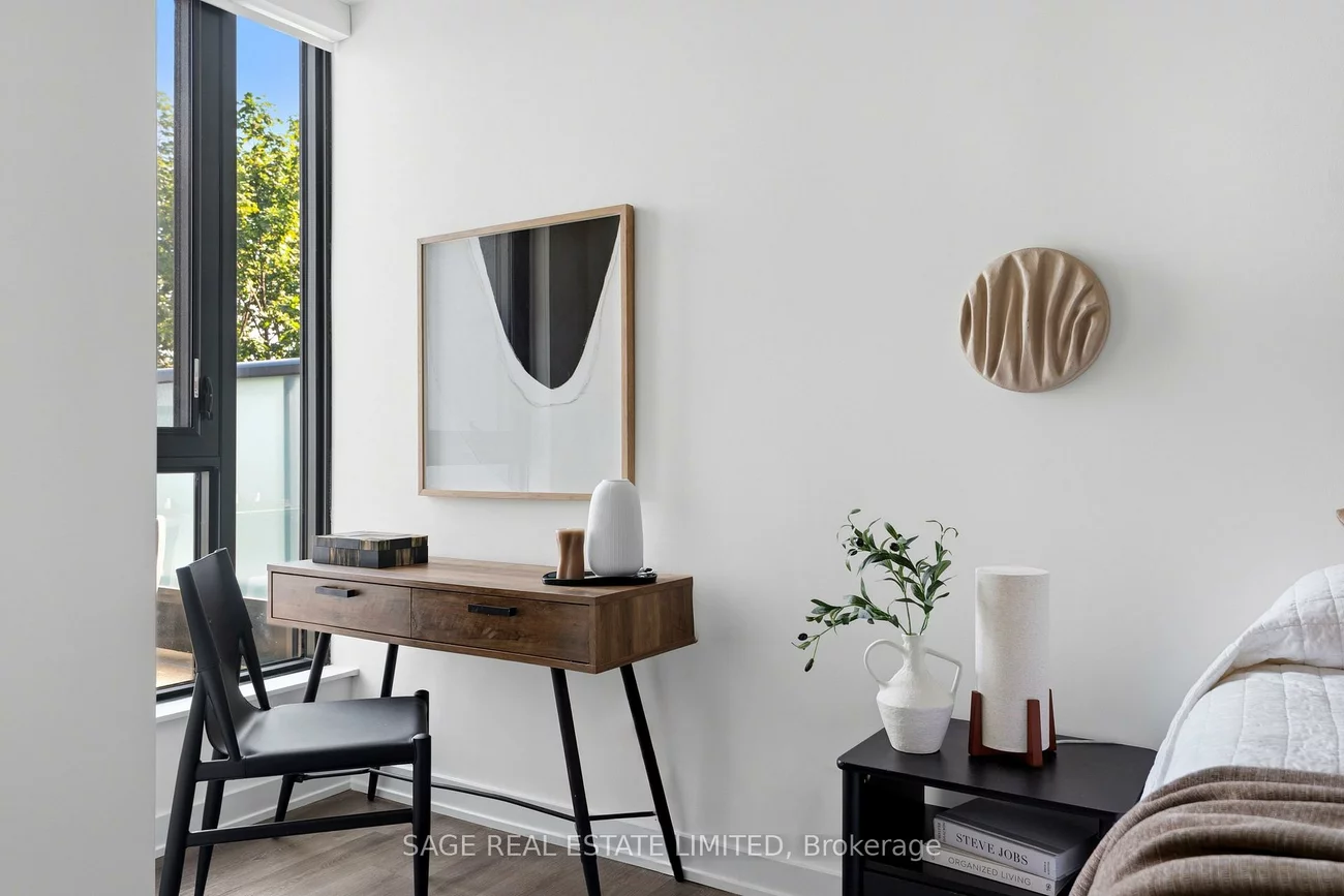 840, St Clair, Oakwood Village, Toronto