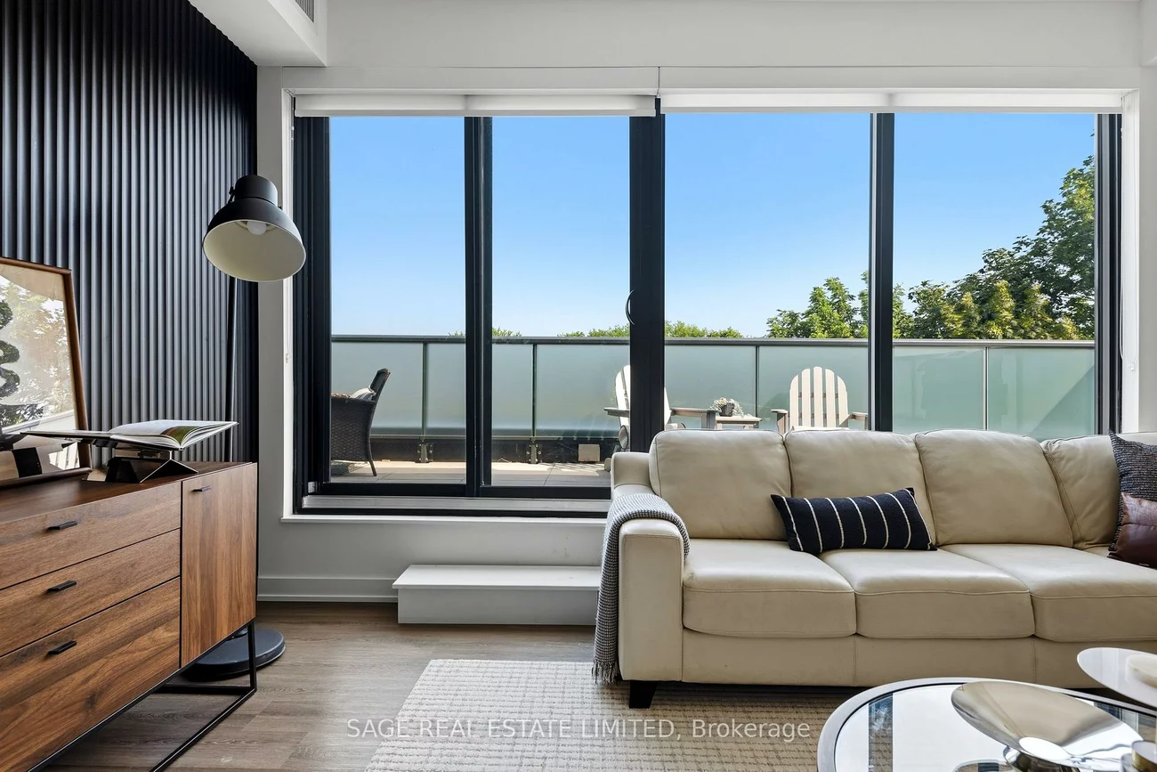 840, St Clair, Oakwood Village, Toronto