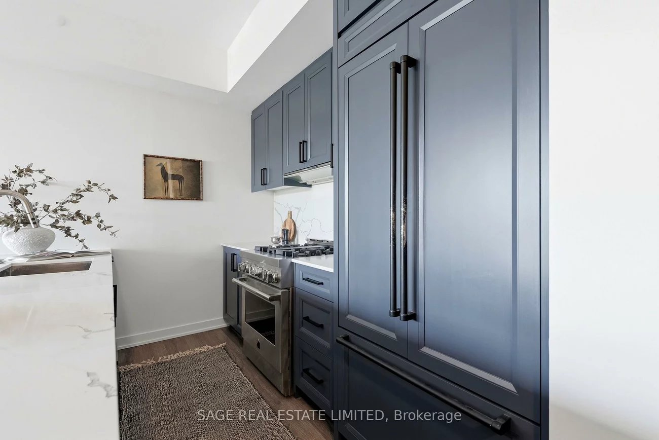 840, St Clair, Oakwood Village, Toronto