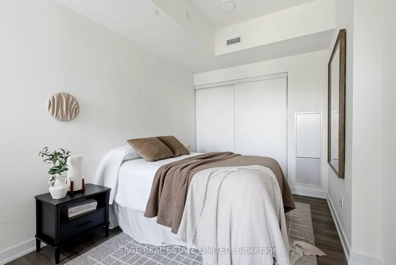 840, St Clair, Oakwood Village, Toronto