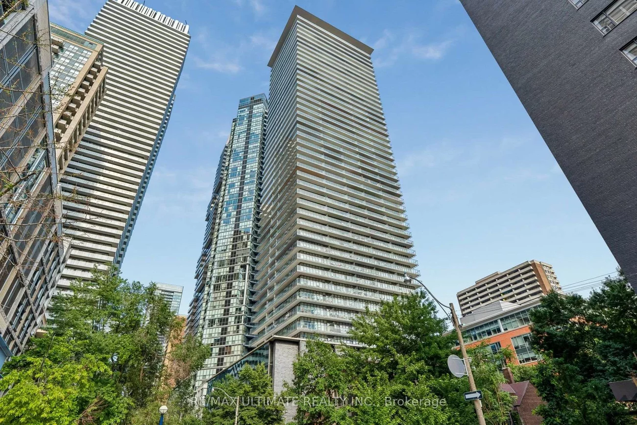 33, Charles, Church-Yonge Corridor, Toronto