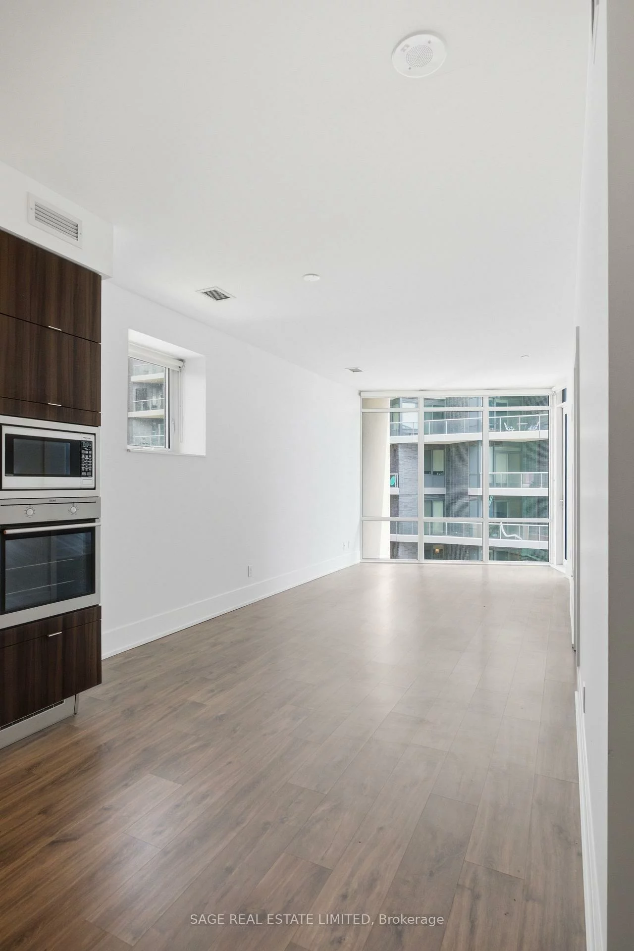 55, Merchants' Wharf, Waterfront Communities C8, Toronto