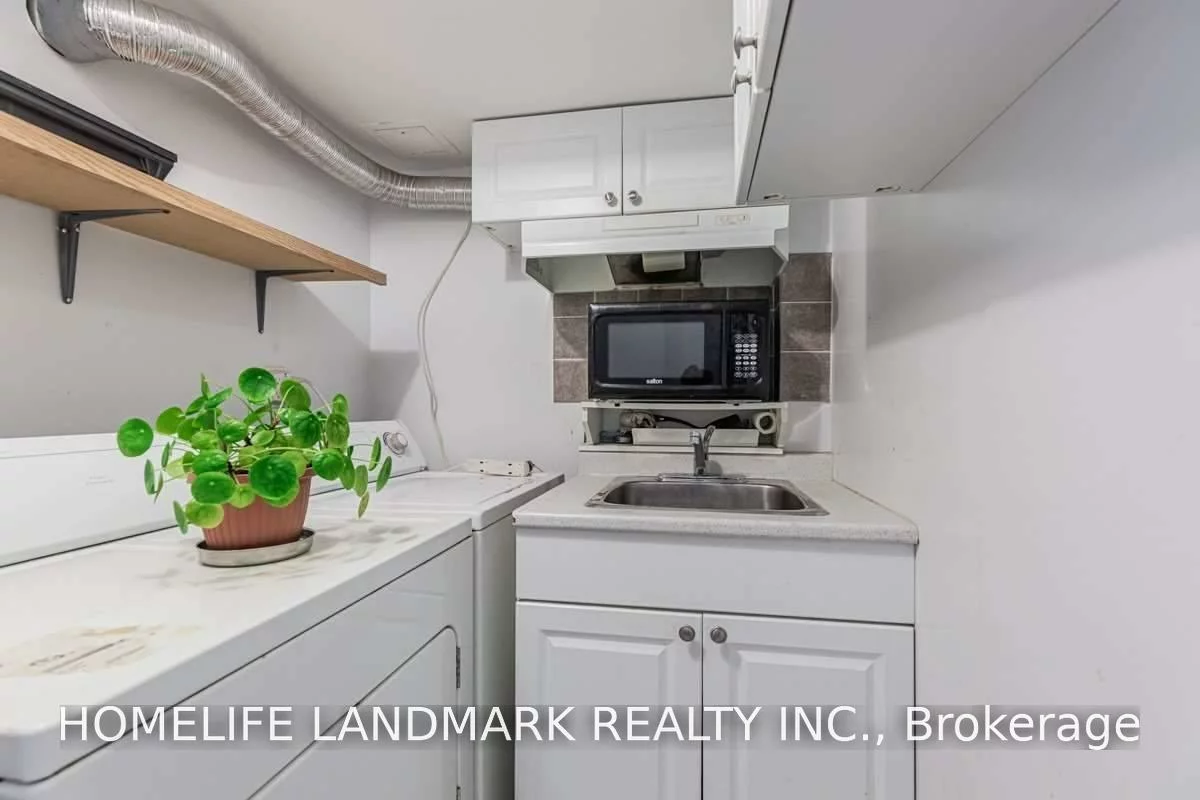 66K, Finch, Newtonbrook West, Toronto