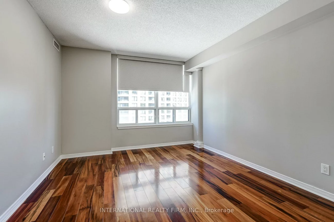 8, Hillcrest, Willowdale East, Toronto