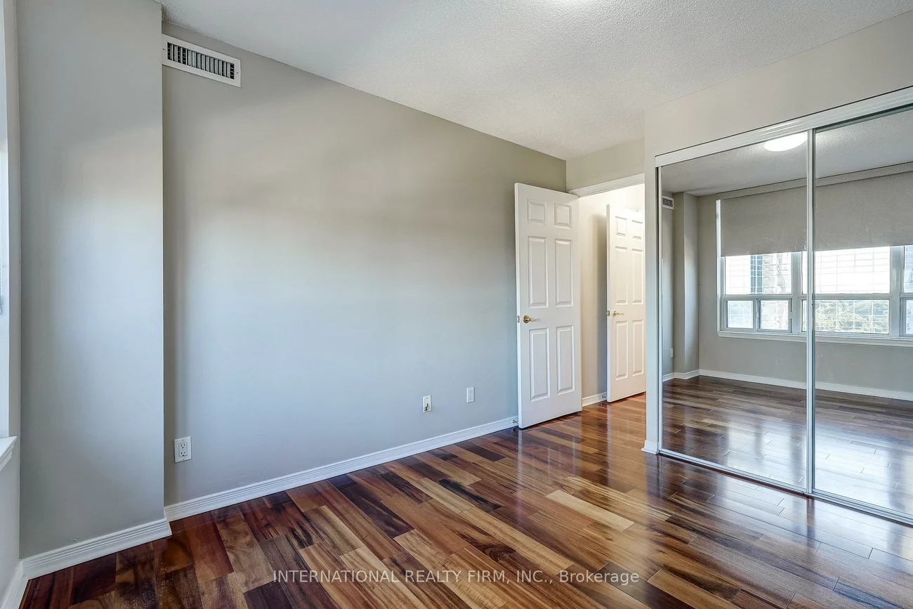 8, Hillcrest, Willowdale East, Toronto