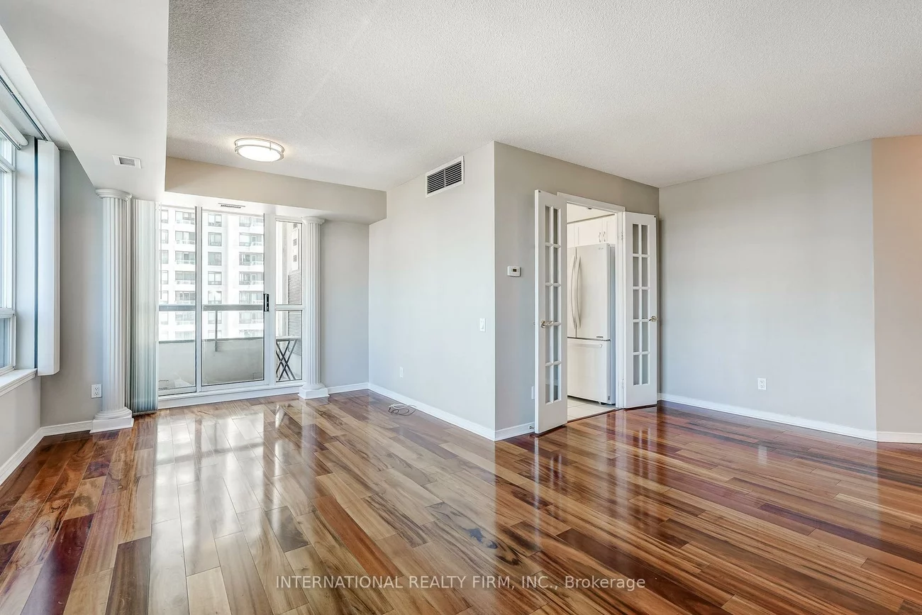 8, Hillcrest, Willowdale East, Toronto
