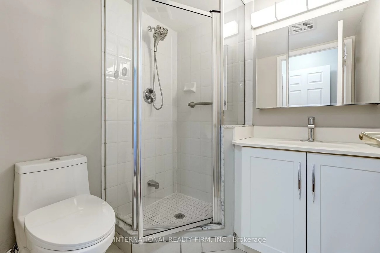 8, Hillcrest, Willowdale East, Toronto