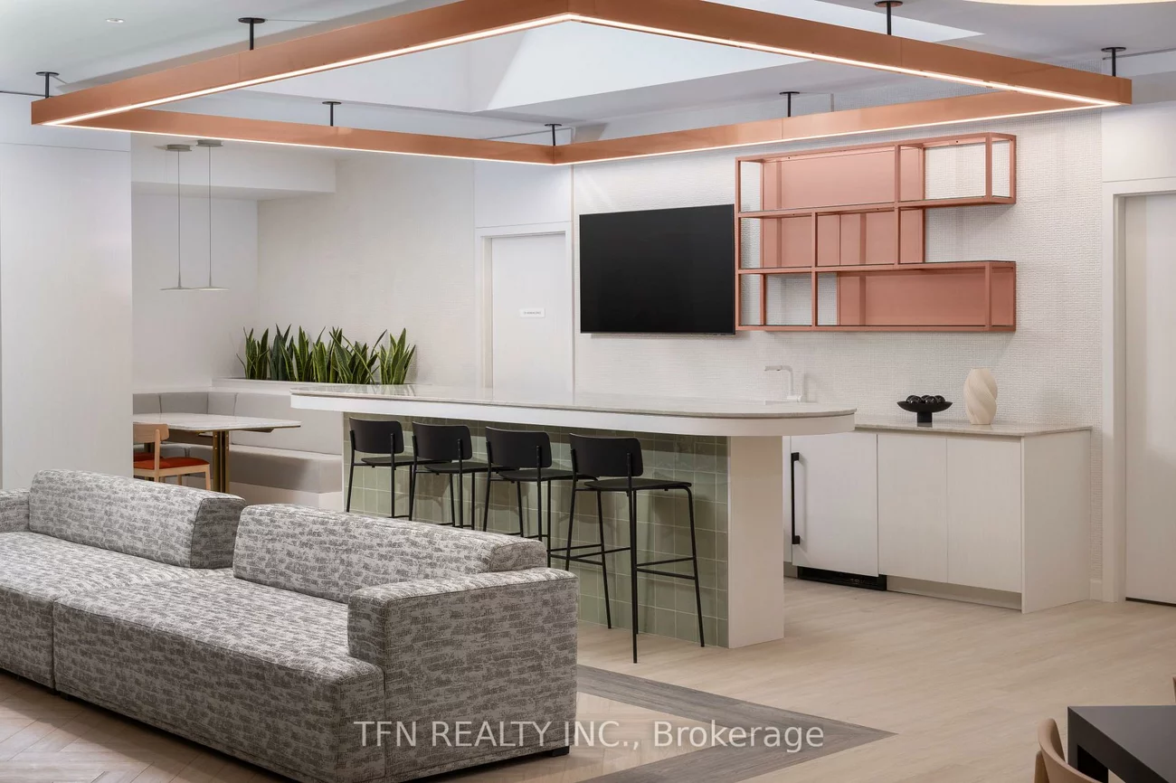 15, Richardson, Waterfront Communities C8, Toronto