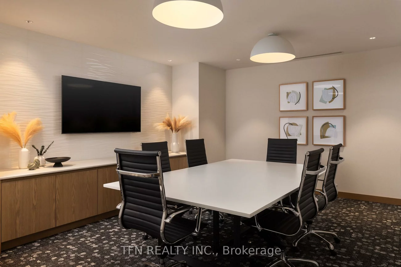 15, Richardson, Waterfront Communities C8, Toronto
