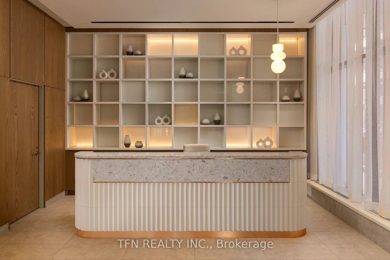 15, Richardson, Waterfront Communities C8, Toronto