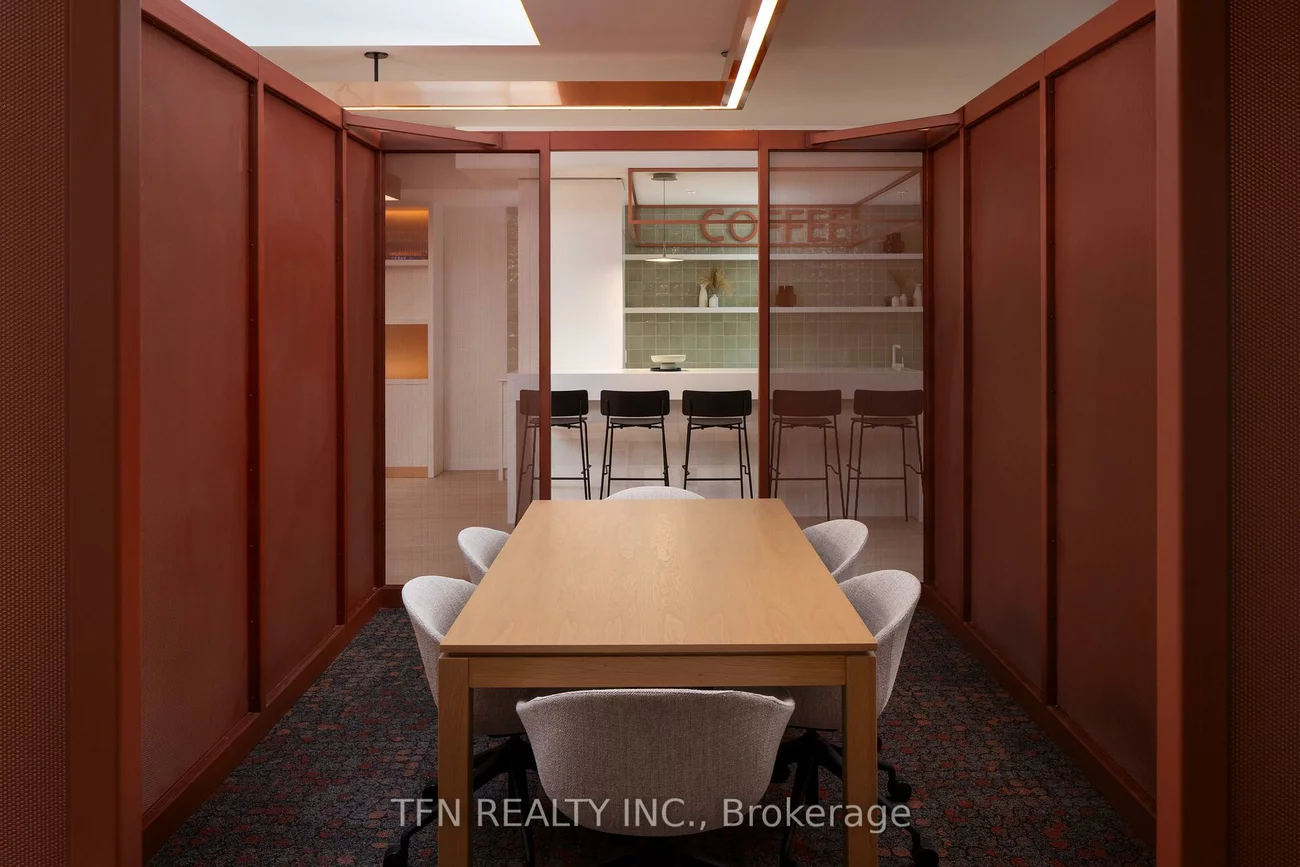 15, Richardson, Waterfront Communities C8, Toronto