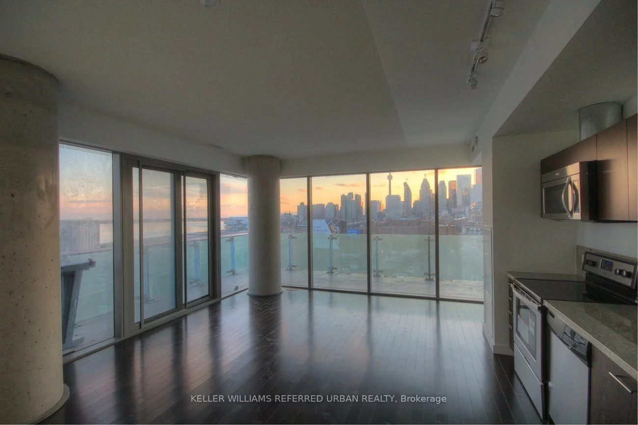 70, Distillery, Waterfront Communities C8, Toronto
