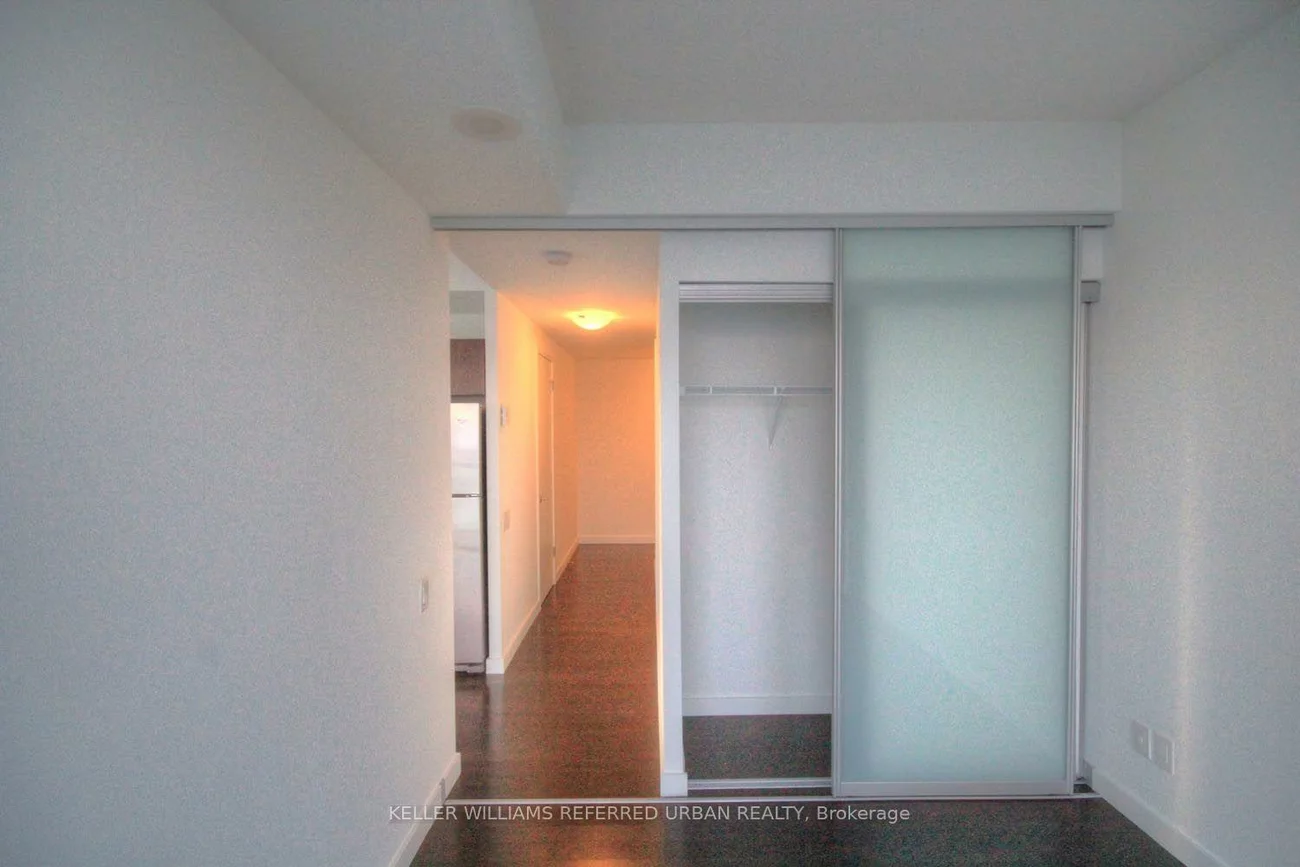 70, Distillery, Waterfront Communities C8, Toronto