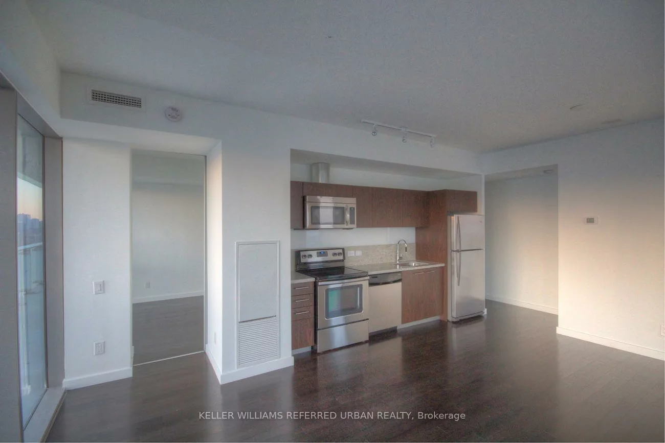 70, Distillery, Waterfront Communities C8, Toronto