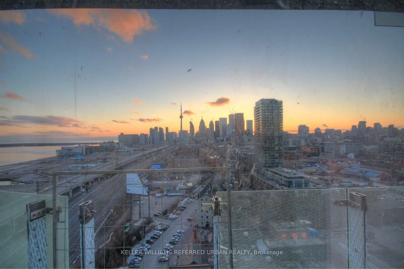 70, Distillery, Waterfront Communities C8, Toronto