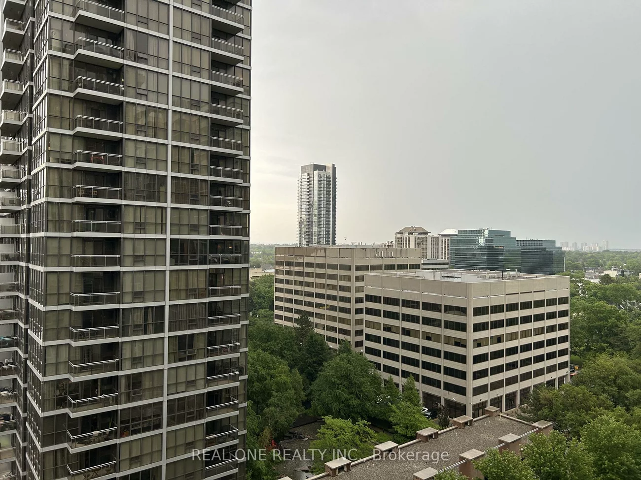 31, Bales, Willowdale East, Toronto