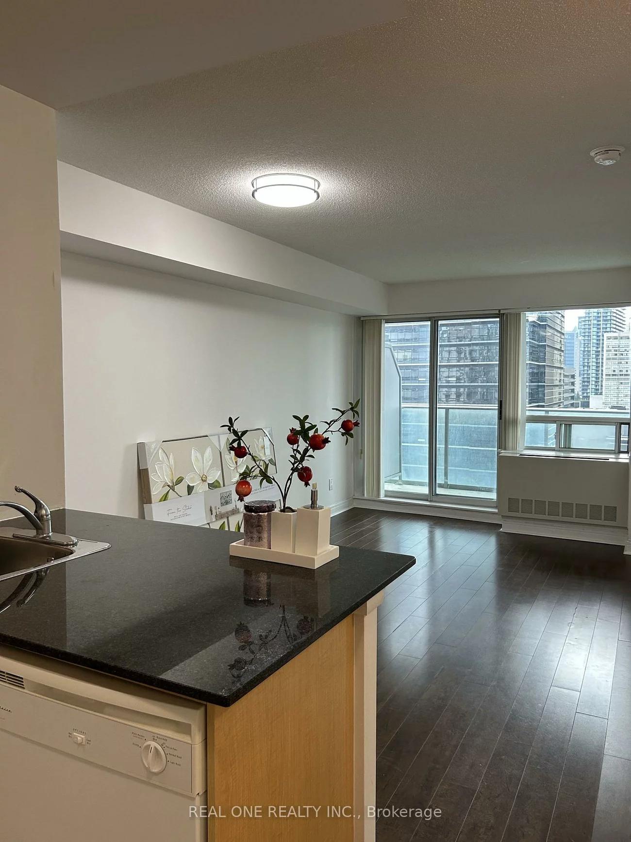 31, Bales, Willowdale East, Toronto