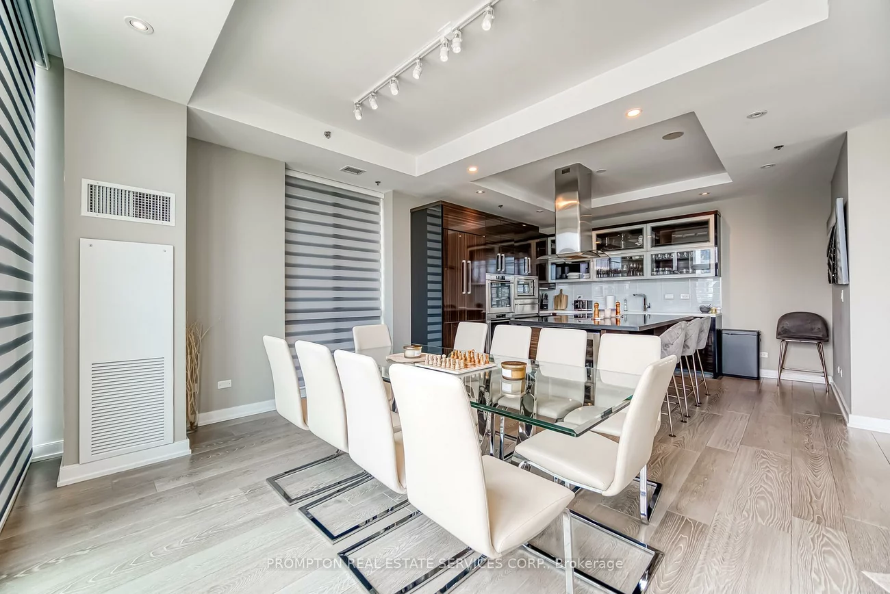 220, George, Moss Park, Toronto